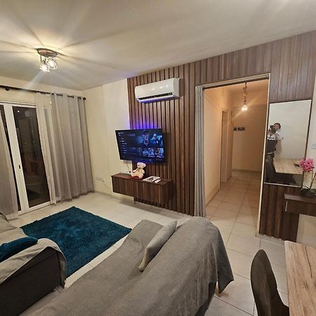 Ferienwohnung Stefaris "Koutsou Court 105" Larnaka Exterior foto
