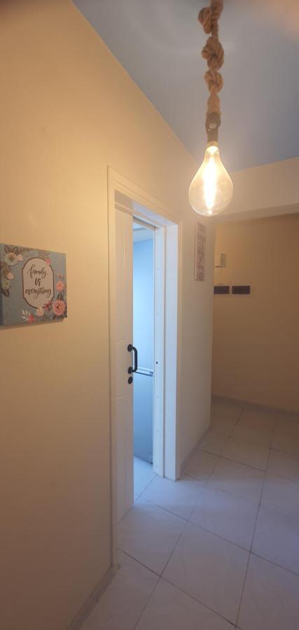 Ferienwohnung Stefaris "Koutsou Court 105" Larnaka Exterior foto